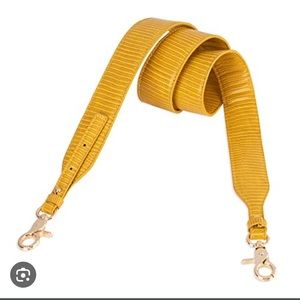 New Montana West crossbody purse strap- yellow snake